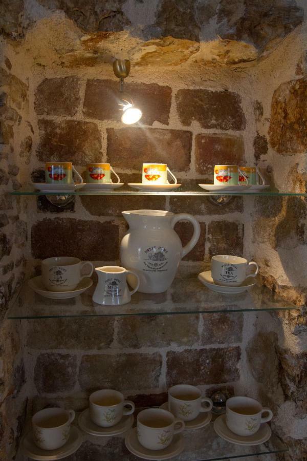 Christina'S Stone Cottage Kassiopi Extérieur photo